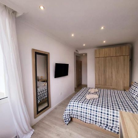 Stylish 3 Bedroom Penthouse In Marbella Centre With Large Pool Close To The Beach Luaran gambar
