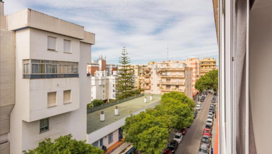 Stylish 3 Bedroom Penthouse In Marbella Centre With Large Pool Close To The Beach Luaran gambar