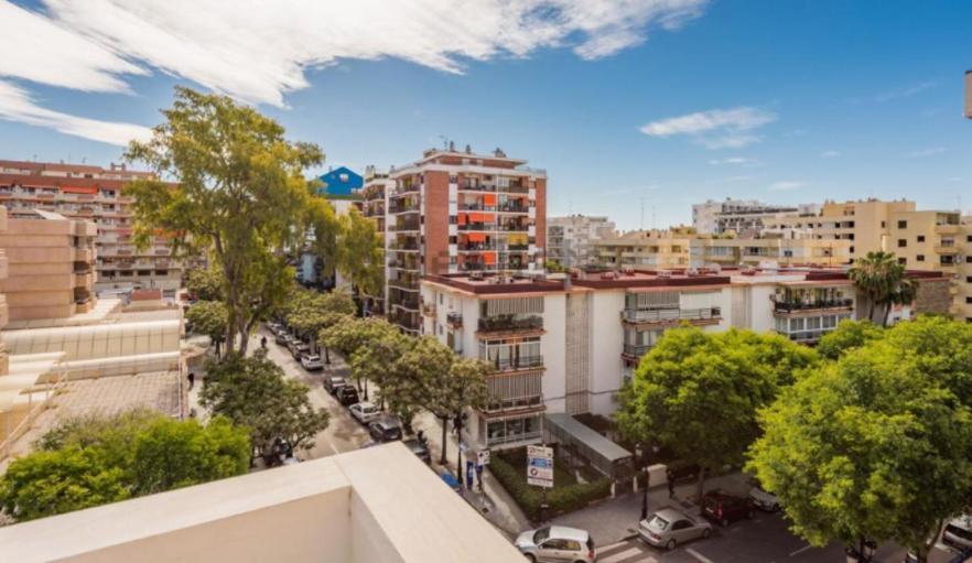 Stylish 3 Bedroom Penthouse In Marbella Centre With Large Pool Close To The Beach Luaran gambar