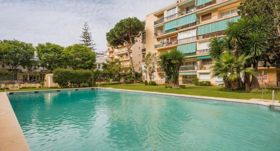 Stylish 3 Bedroom Penthouse In Marbella Centre With Large Pool Close To The Beach Luaran gambar