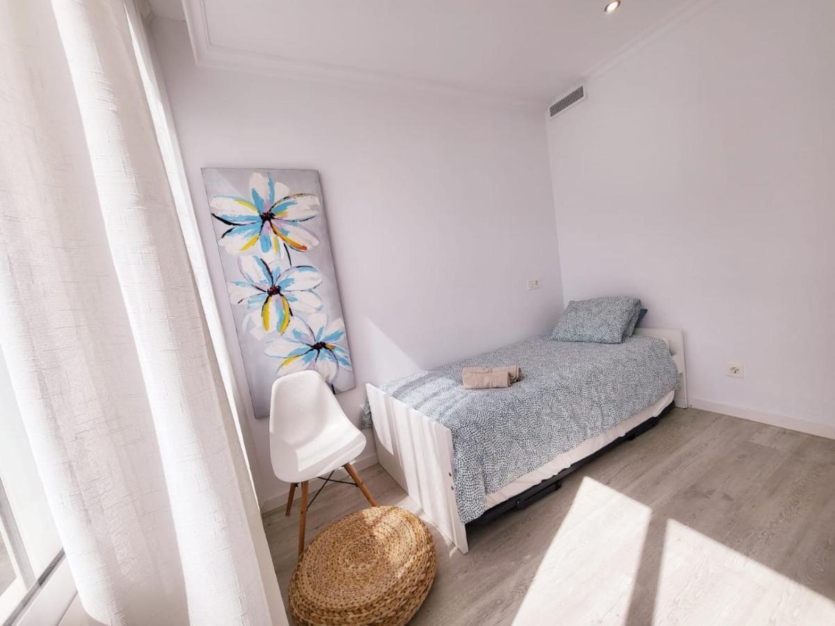 Stylish 3 Bedroom Penthouse In Marbella Centre With Large Pool Close To The Beach Luaran gambar
