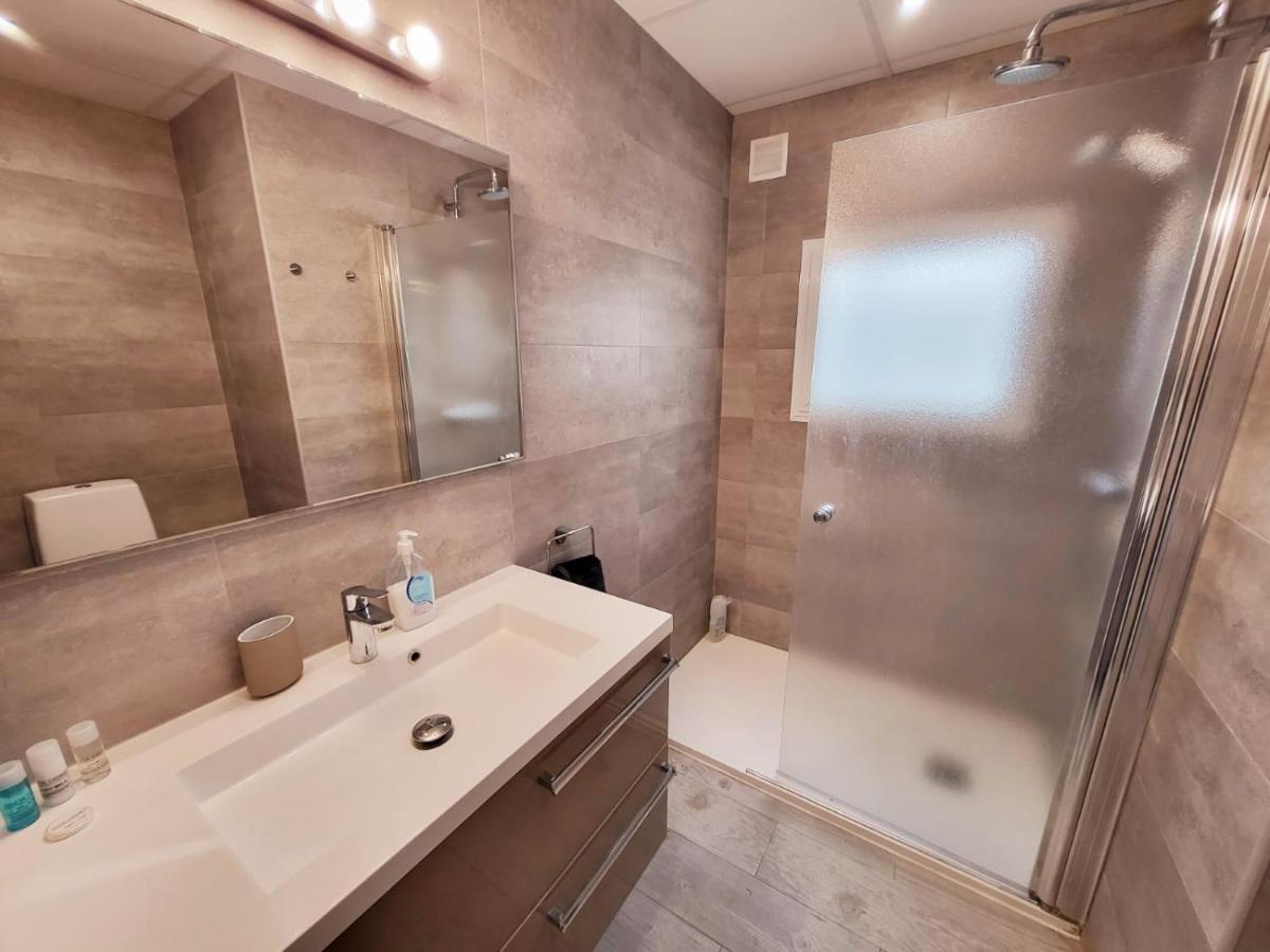 Stylish 3 Bedroom Penthouse In Marbella Centre With Large Pool Close To The Beach Luaran gambar